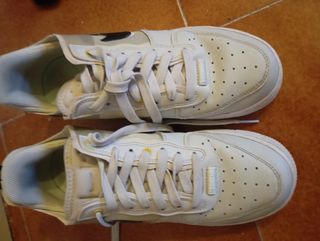 Zapatillas Nike Air Force 1 Grises y Blancas