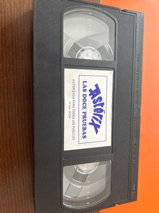 VHS Astérix: Las Doce Pruebas