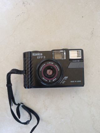 Konica EFP 3 Cámara Compacta Negra
