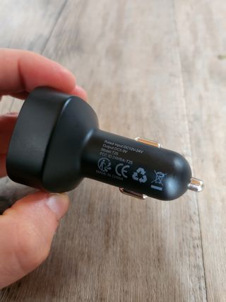 Adattatore FM/Bluetooth