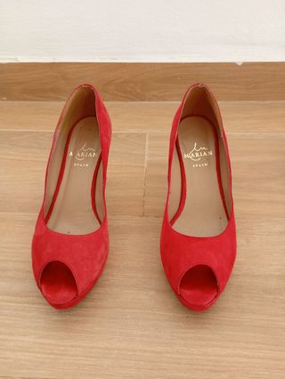 Peep Toes
Plataforma
Zapatos de tacón rojos