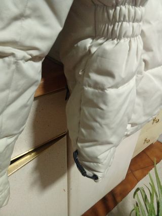 Anorak beige talla 38