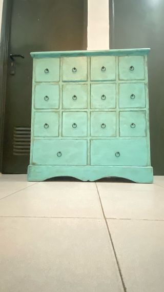 Mueble vintage azul teal de madera