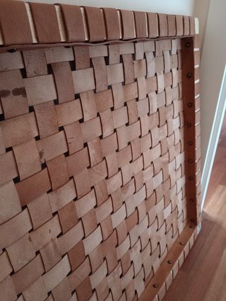 Cabecero de cuero tejido artesanal (cama doble)
