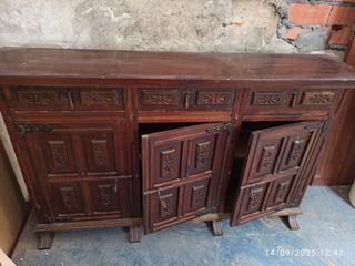 Mueble de entrada rústico de madera
