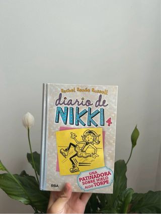Pack libros “Diario de Nikki” 3 y 4