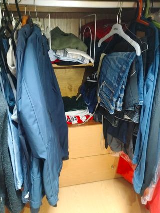 Estructura cama con armario de madera