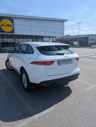 Jaguar F-Pace 2017