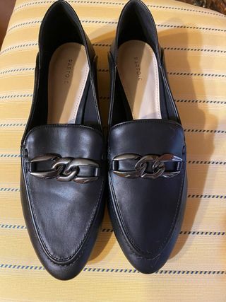 Zapatos Parfois Negros con Cadena