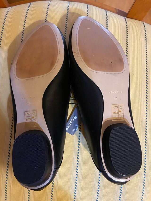 Zapatos Parfois Negros con Cadena