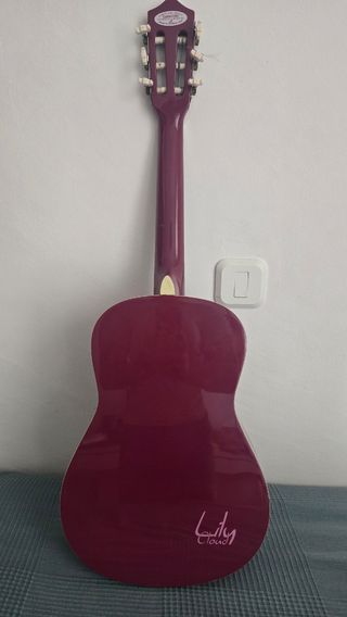 Guitarra infantil rosa con unicornio