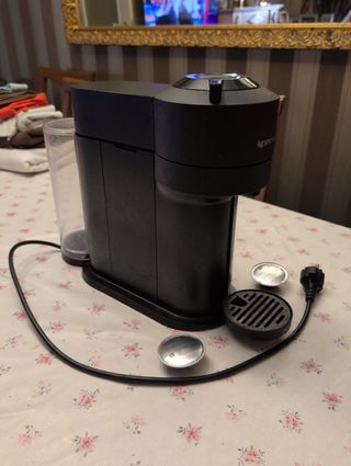 Cafetera Nespresso Vertuo Pop