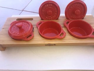 3 Mini Cocottes Staub Roja regalate mai usate