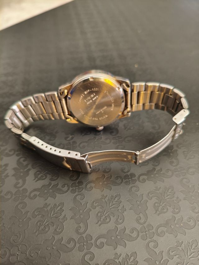 Casio MTP-1221 Reloj de Pulsera para Hombre