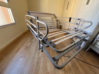 Cama articulada motorizada