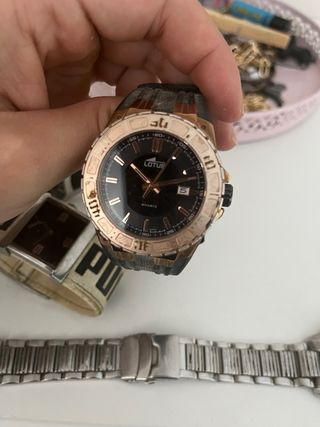Pack 5 relojes marca 3 lotus, 1 puma y 1 viceroy.