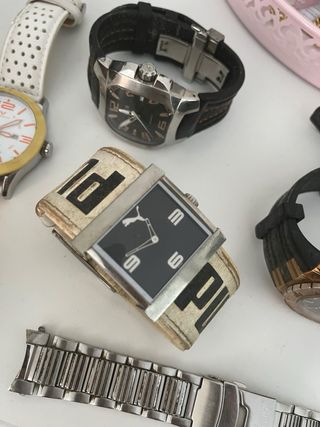 Pack 5 relojes marca 3 lotus, 1 puma y 1 viceroy.