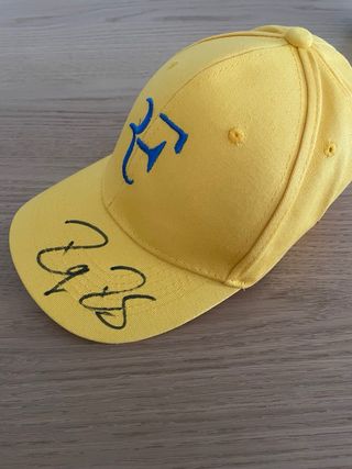 Berretto giallo autografato Roger Federer