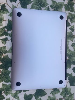MacBook Air (13", 2012) - Plata