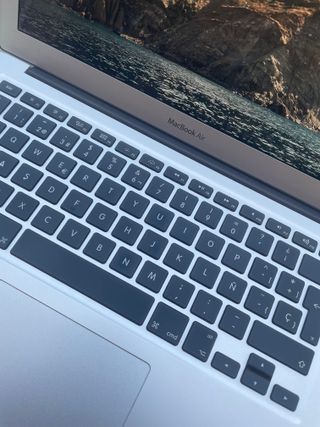 MacBook Air (13", 2012) - Plata