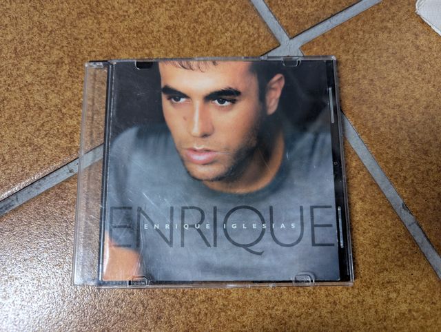 CD Enrique Iglesias