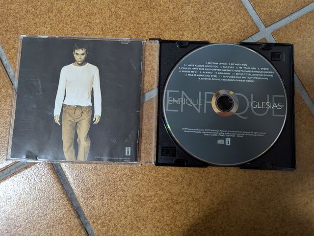 CD Enrique Iglesias