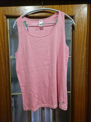 Diferentes camisetas y blusas tallas L-XL por 1