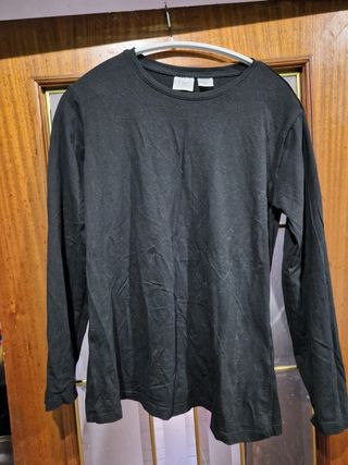 Diferentes camisetas y blusas tallas L-XL por 1