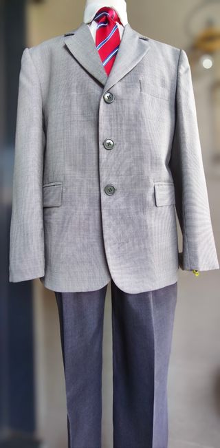 Traje Comunión ceremonia Niño nuevo 12