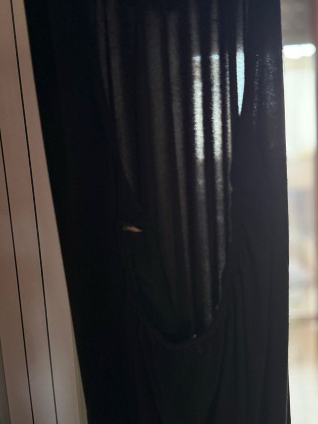 Vestito nero plissettato