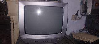 TV  Tubo 14 - No sé si funciona, para decoración