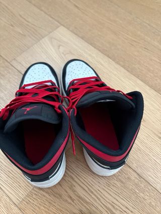 Nike Air Jordan 1 Mid