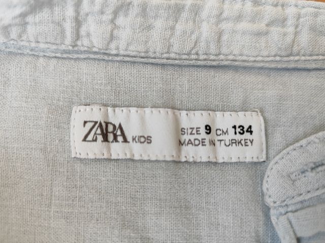 Camisa Zara azul claro
