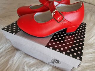 Zapatos flamencos rojos niña numero 23