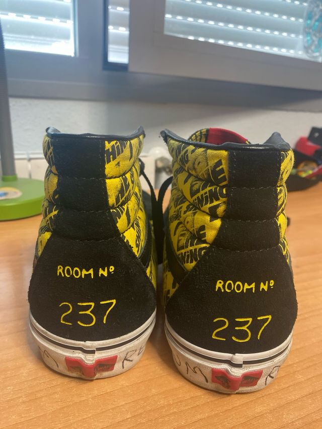 Zapatillas Vans x El Resplandor