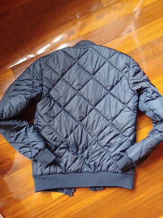 Cazadora bomber azul marino 165- 34. Abrigosa