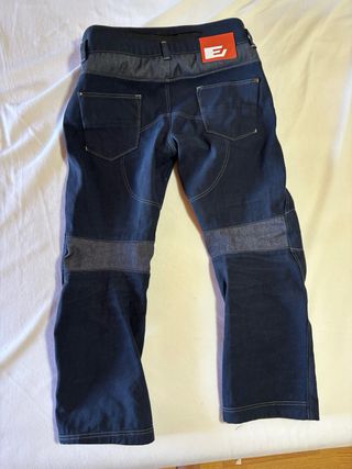 Pantalón Moto ESQUAD 12-Strong ARMALITH
US 40-L36