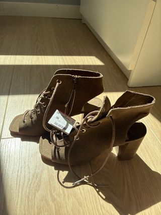 Sandalias Stradivarius Marrones