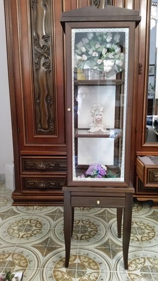 Vetrinetta in legno e vetro