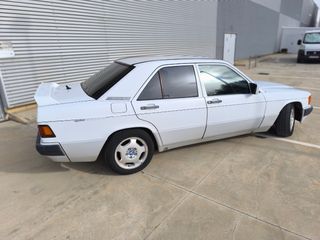 Mercedes-Benz 190 1989