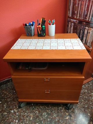 Mueble auxiliar con ruedas JAÉN CAPITAL