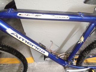 Bicicleta de Montaña América Azul