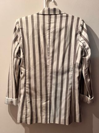 Americana Pimkie rayas gris y blanco Talla S