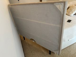 Cabecero IKEA RYKKINN Beige