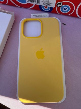 Funda iPhone 14 Pro Max Amarilla Apple