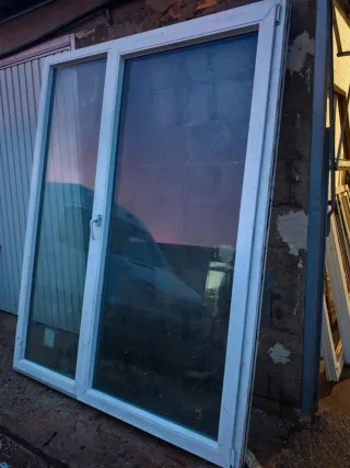 Puerta PVC con fijo lateral