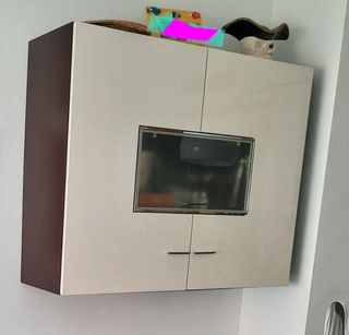 Mueble bar madera y cristal