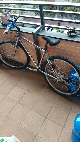 Bicicleta de Montaña Cromada