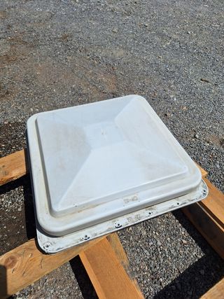 Claraboia Dometic Autocaravana TP-40