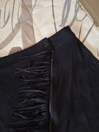 Falda Zara ante negro